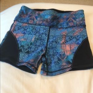 Sweaty Betty 4” contour shorts